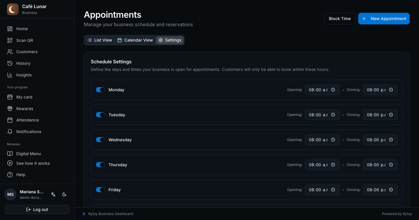 The Appointments Settings tab: each day with its opening and closing time